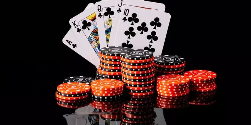 Which Cases in Poker Are Considered Automatic Wins?